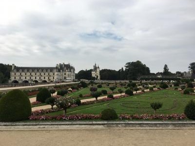 Chenonceau from left garden